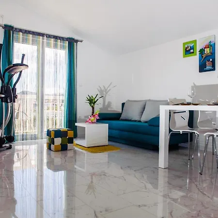 Sunny Vacay Appartement *