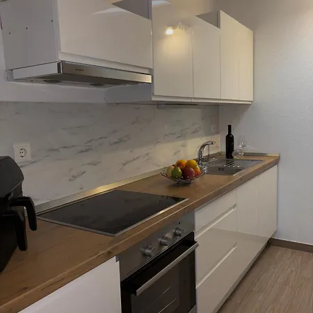 Sunny Vacay Appartement Kaštela