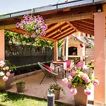 Sunny Vacay Apartment Kastela