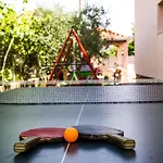 Sunny Vacay Apartment *