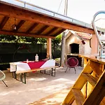 Sunny Vacay Kastela